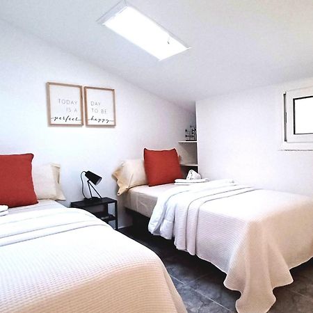 Agradable Casa Con Terraza En S'Agaro Lägenhet Sant Feliu de Guíxols Exteriör bild