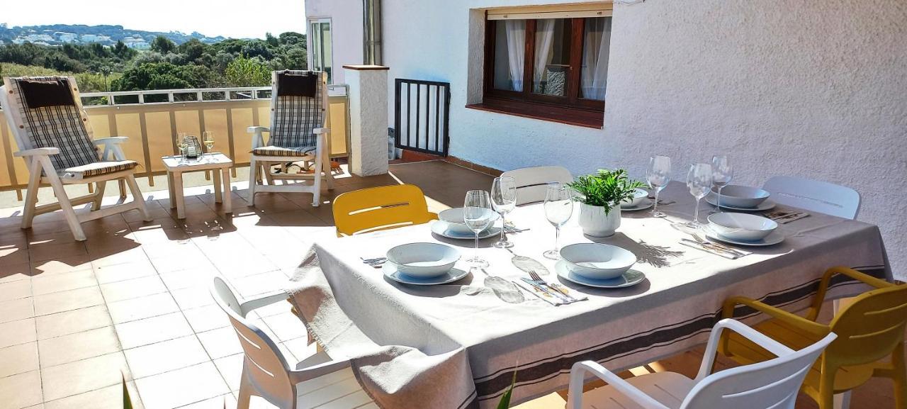 Agradable Casa Con Terraza En S'Agaro Lägenhet Sant Feliu de Guíxols Exteriör bild