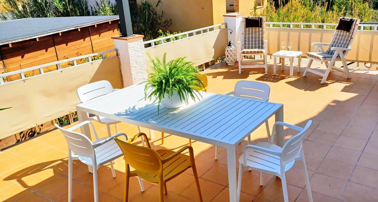 Agradable Casa Con Terraza En S'Agaro Lägenhet Sant Feliu de Guíxols Exteriör bild