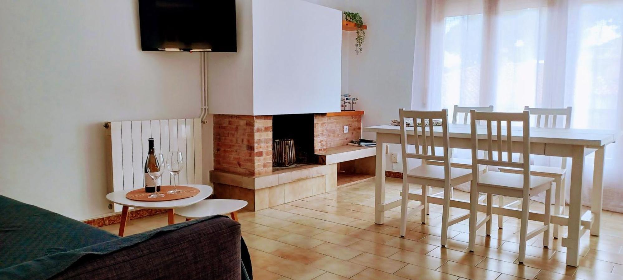 Agradable Casa Con Terraza En S'Agaro Lägenhet Sant Feliu de Guíxols Exteriör bild